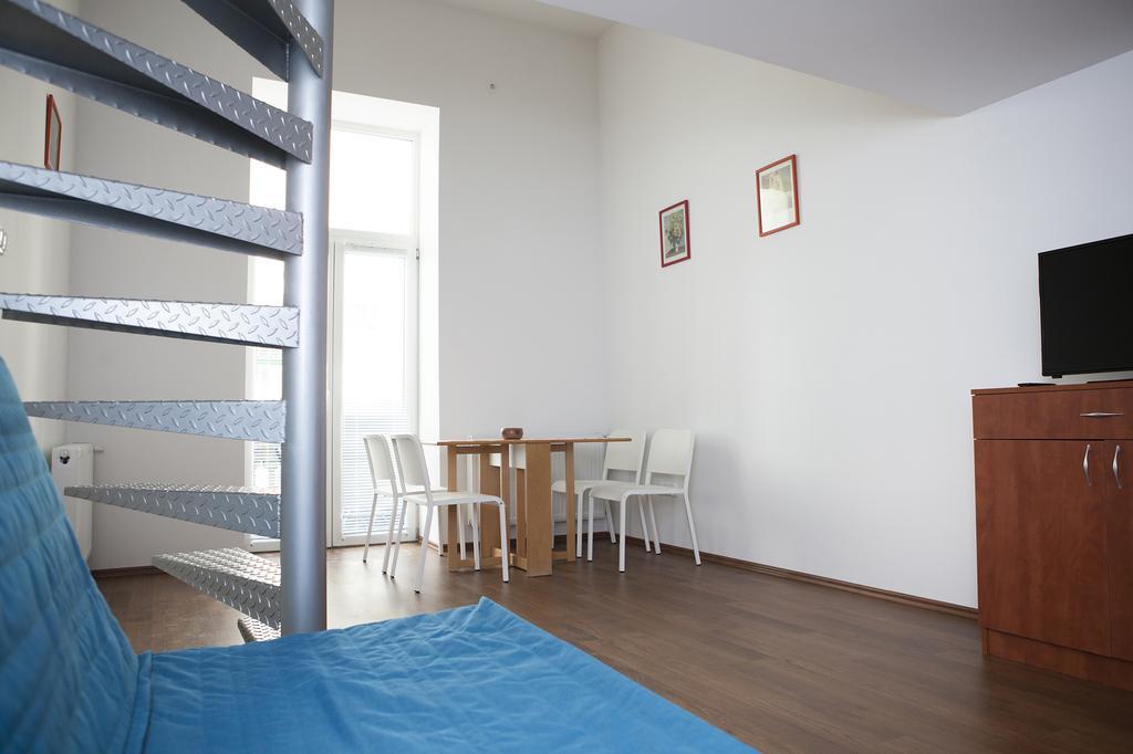 Cute Downtown Studios Budapest Extérieur photo